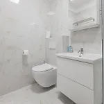 Apartment Flat Near Castle Stylish & Prime Location 3 Prag