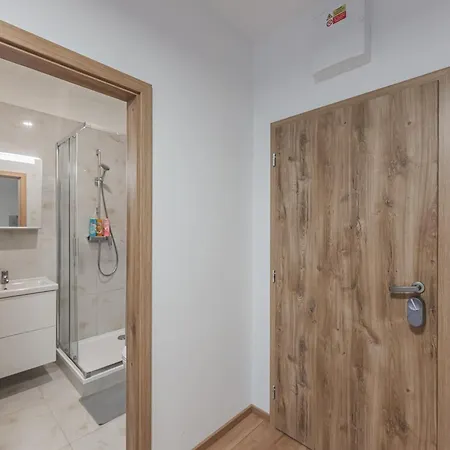شقة Flat Near Castle Stylish & Prime Location 3