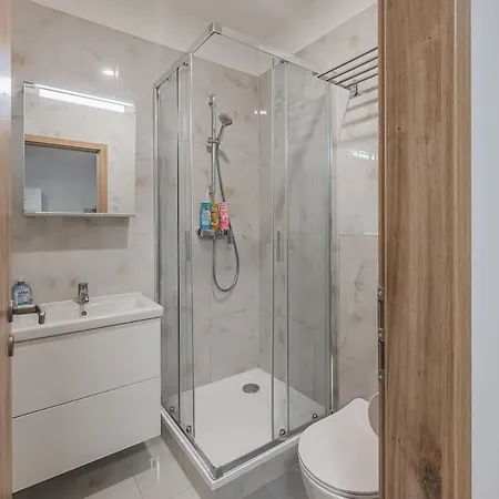 Andel, Smichov Flat, Fresh Bath, Port Ac, Kitchen
