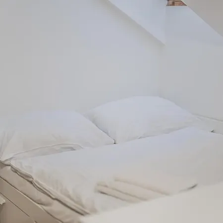 Andel, Smichov Flat, Fresh Bath, Port Ac, Kitchen Appartement Prague