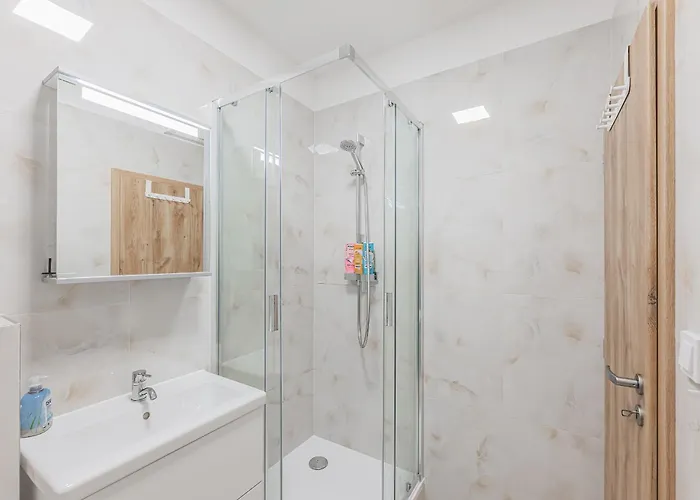 Flat Near Castle Stylish & Prime Location 3 * Prague