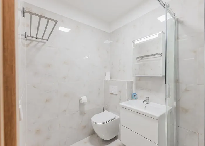 Appartement Flat Near Castle Stylish & Prime Location 3 Prague