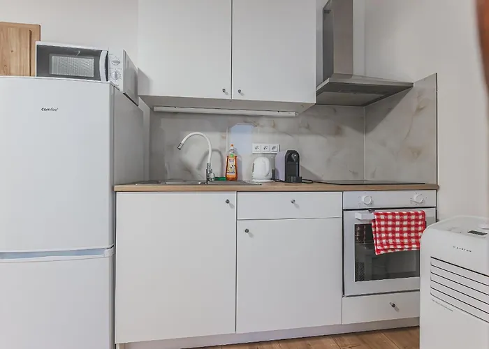 Appartement Flat Near Castle Stylish & Prime Location 3 *
