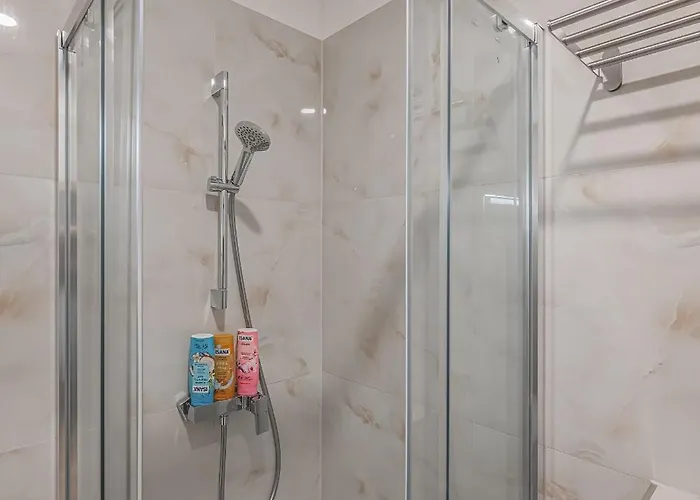 Flat Near Castle Stylish & Prime Location 3 * Prague